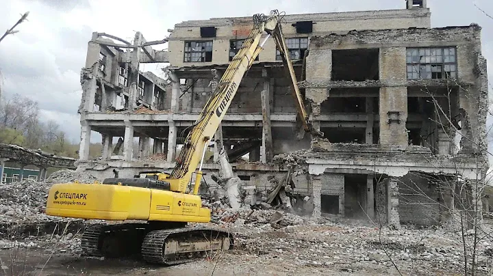 Разрушитель на базе экскаватора komatsu