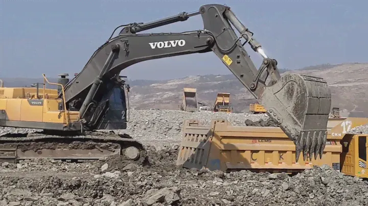 หนุ่มใหญ่สวีเดน เจอ หนุ่มแดนมังกร VOLVO EC480DL VS LGMG TRUCK ใหญ่ทั้งทีม excavator EP.6369