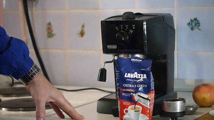 Кофеварка рожковая De'Longhi EC 145 качественный эспрессо за МИН деньги.