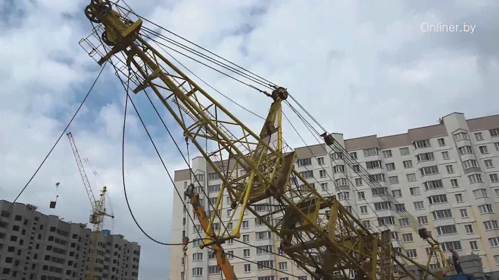 Как собирают башенный кран